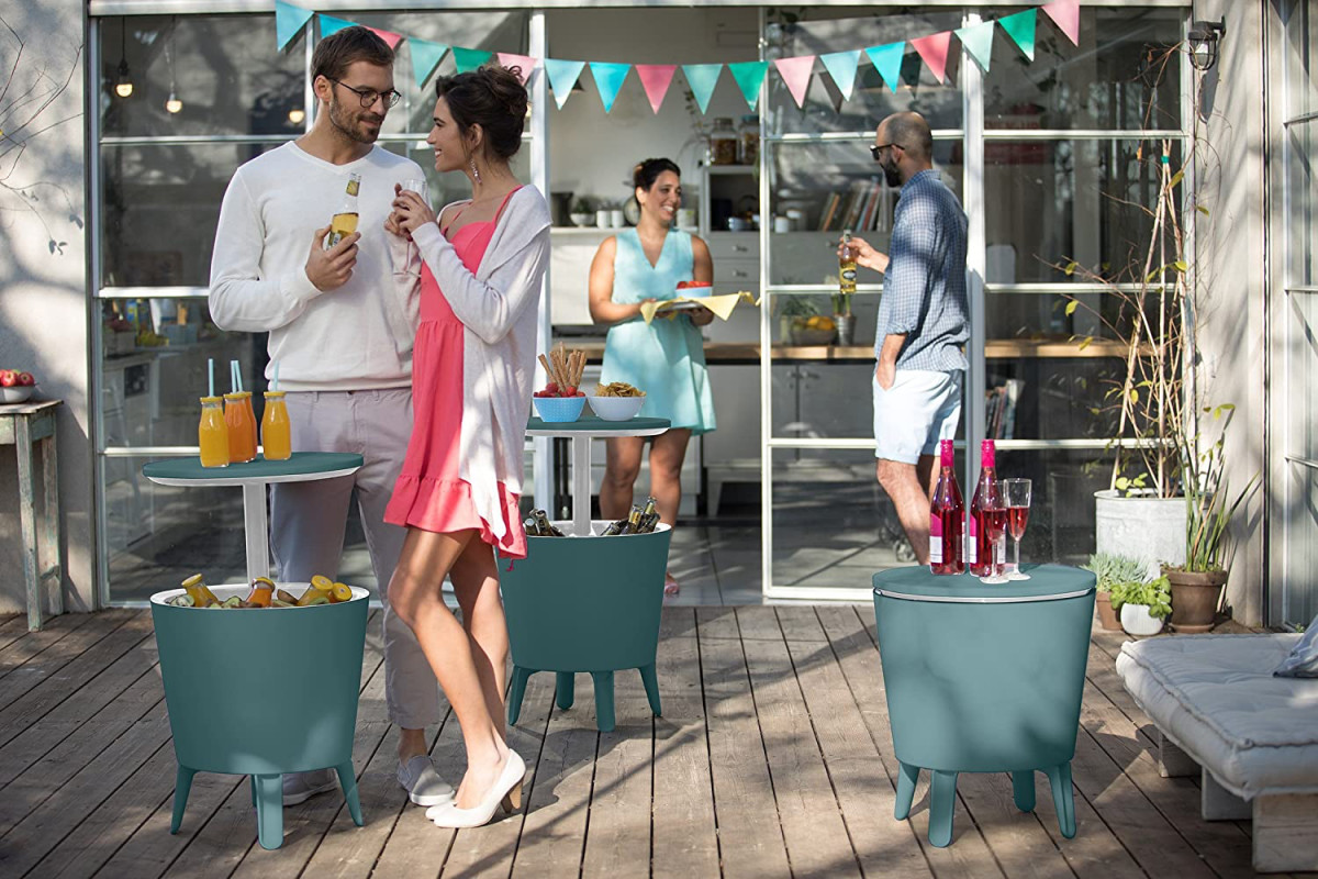 modern cooler bar